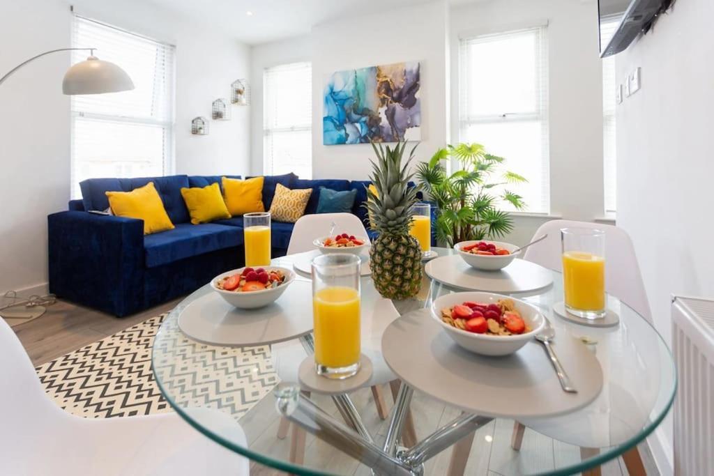 2 Bed Apartment Near The Beach Southend-on-Sea Exterior photo